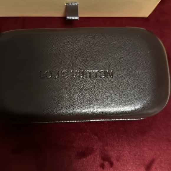 Louis Vuitton Brown Sunglasses NWT - Picture 6 of 11